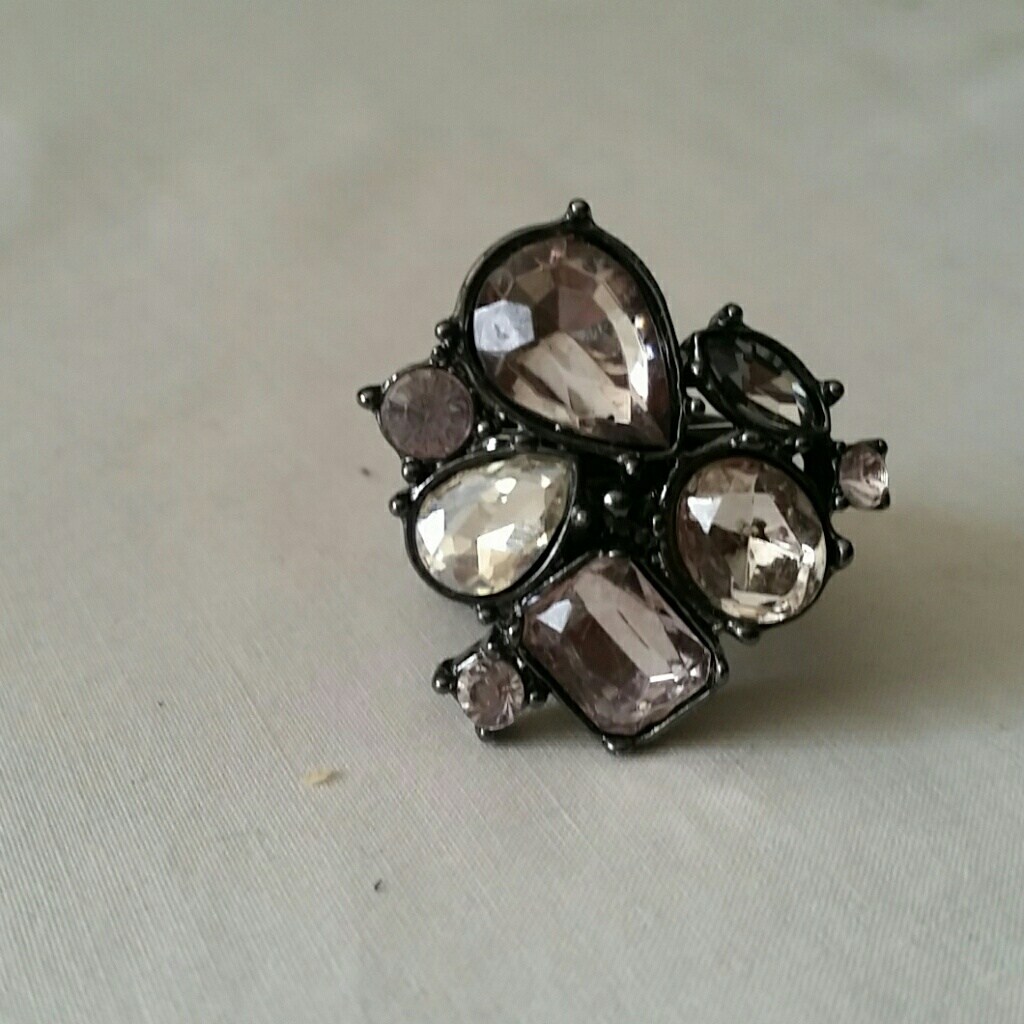 Chicos Ring